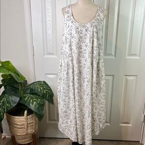 Universal Thread- Relaxed Cream Floral Maxi Dress Size XXL